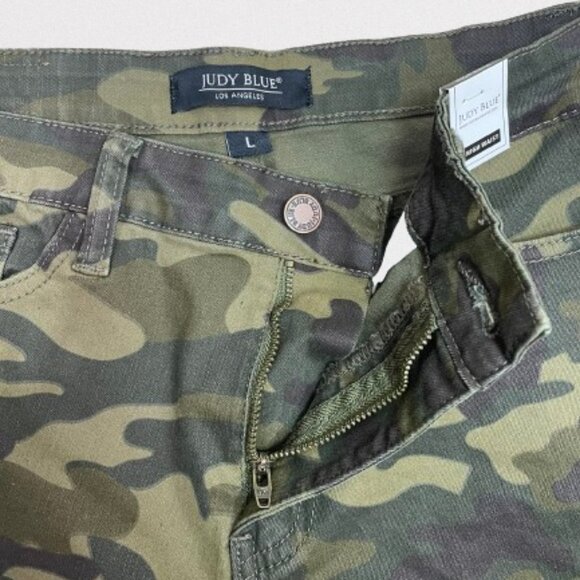 Judy Blue NEW Women's High Rise Camo Denim Jean Stretch Shorts Size L - Picture 7 of 11